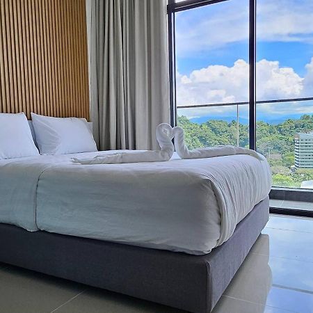 Cityview Studio Apartment At Kota Kinabalu City Centre Екстер'єр фото