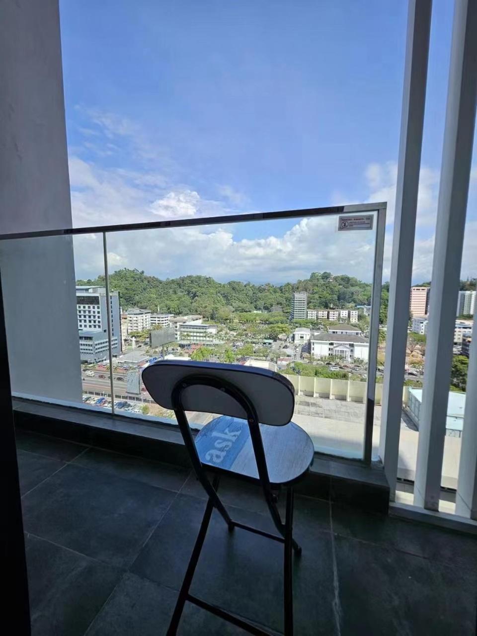 Cityview Studio Apartment At Kota Kinabalu City Centre Екстер'єр фото
